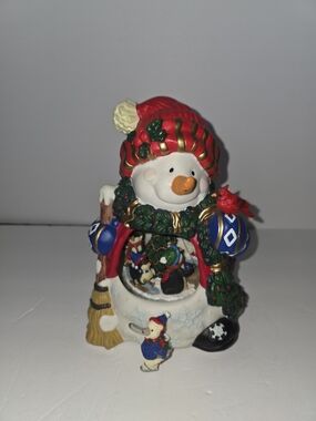 Traditions Musical Snowman Porcelain Figurine Rotating Center Works Christmas